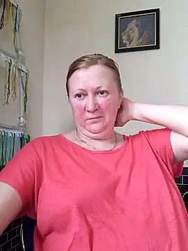 Snapshot of blondyaguar chatting on February 2026 02:28:01 PM blondyaguar online show from February 2026 02:28:01 PM