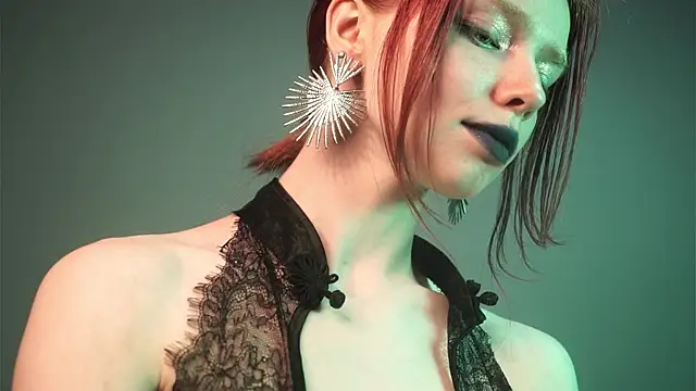 Snapshot of ginger_hugs chatting on June 2026 10:08:02 PM ginger hugs online show from June 2026 10:08:02 PM