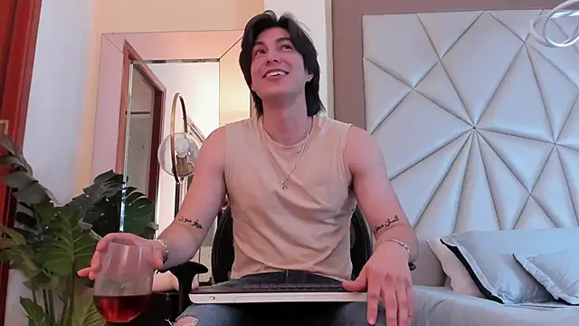 Karimferrer online show from January 2025 03:54:01 AM