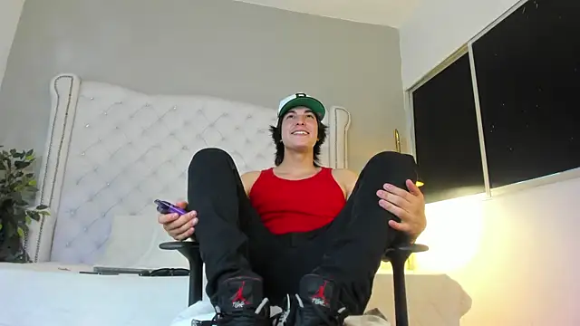 Karimferrer online show from October 2025 08:00:02 PM