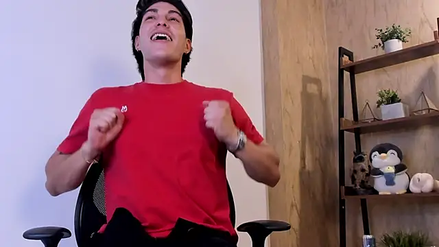 Karimferrer online show from March 2026 03:47:01 AM