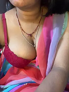 Snapshot of Spicy_sari_girl chatting on April 2026 06:19:01 AM Spicy sari girl online show from April 2026 06:19:01 AM