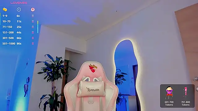 Snapshot of Pretty_Mariangel chatting on January 2026 08:57:02 PM Pretty Mariangel online show from January 2026 08:57:02 PM