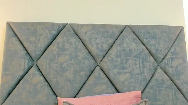 FreyaMoller online show from July 2026 05:19:02 PM