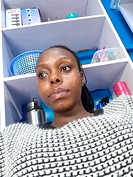 naughty ebony-queen online show from December 2025 02:13:01 PM