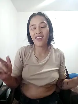 Snapshot of Hanha00 chatting on October 2025 01:15:01 AM Hanha00 online show from October 2025 01:15:01 AM