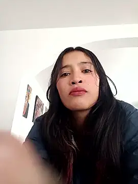 Hanha00 online show from January 2026 06:32:02 PM