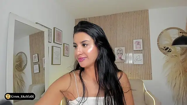 Kimm khalifa online show from January 2025 03:48:01 AM