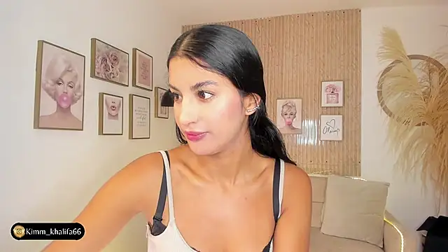 Kimm khalifa online show from February 2025 09:06:01 PM