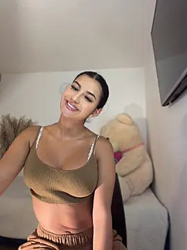 Kimm khalifa online show from April 2026 01:55:02 AM