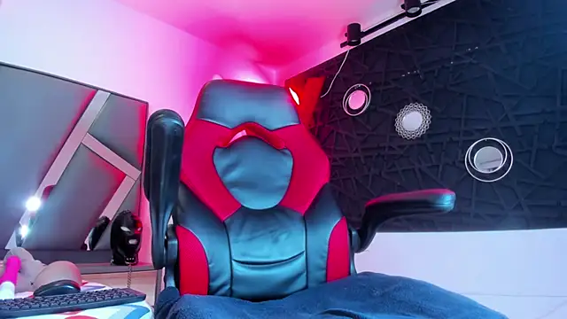 Snapshot of Ivannaakozlov_ chatting on March 2025 12:07:02 AM Ivannaakozlov online show from March 2025 12:07:02 AM