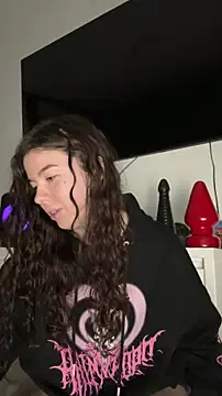 Kimi Ass online show from December 2025 11:21:02 PM