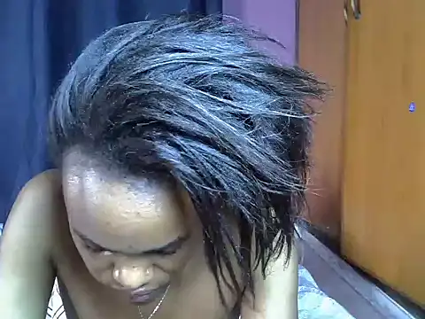 Queen petite  online show from December 2025 06:16:01 PM