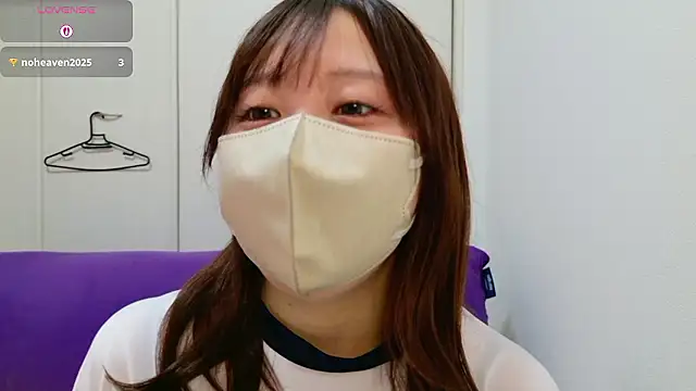 sara-a-jp online show from April 2026 09:37:01 AM