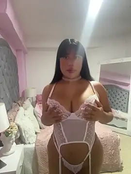 Snapshot of AshleyFerrer chatting on November 2025 01:17:02 PM AshleyFerrer online show from November 2025 01:17:02 PM