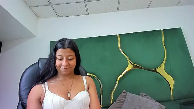 VaneLin18 online show from January 2026 12:12:02 AM