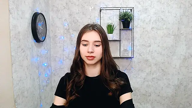 Snapshot of EmiLims_ chatting on January 2025 05:28:02 PM EmiLims online show from January 2025 05:28:02 PM
