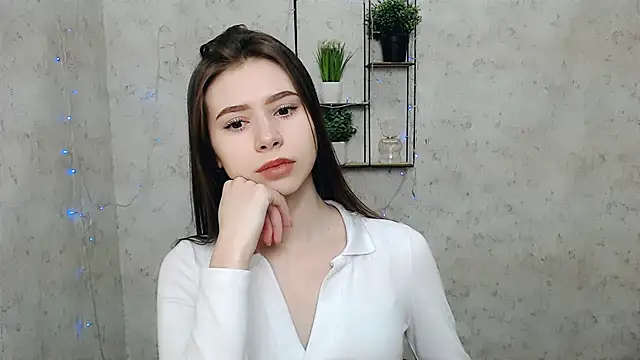 Snapshot of EmiLims_ chatting on March 2025 06:48:02 AM EmiLims online show from March 2025 06:48:02 AM