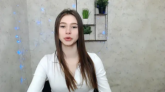 Snapshot of EmiLims_ chatting on March 2025 09:55:02 AM EmiLims online show from March 2025 09:55:02 AM