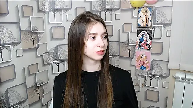 Snapshot of EmiLims_ chatting on March 2025 07:30:01 AM EmiLims online show from March 2025 07:30:01 AM