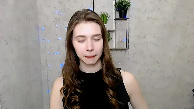 Snapshot of EmiLims_ chatting on March 2025 10:49:02 AM EmiLims online show from March 2025 10:49:02 AM