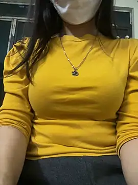 Snapshot of Tuongvy05 chatting on January 2025 11:20:02 AM Tuongvy05 online show from January 2025 11:20:02 AM