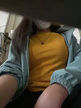 Snapshot of Tuongvy05 chatting on January 2025 02:08:01 AM Tuongvy05 online show from January 2025 02:08:01 AM