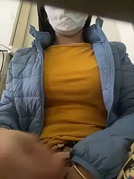 Snapshot of Tuongvy05 chatting on February 2025 03:36:02 AM Tuongvy05 online show from February 2025 03:36:02 AM