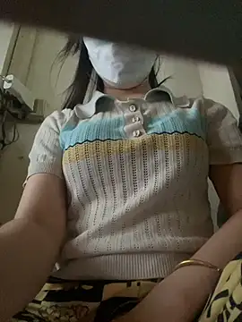 Snapshot of Tuongvy05 chatting on March 2025 06:39:02 PM Tuongvy05 online show from March 2025 06:39:02 PM