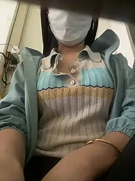 Snapshot of Tuongvy05 chatting on March 2025 05:51:01 AM Tuongvy05 online show from March 2025 05:51:01 AM