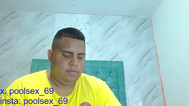 Snapshot of Poolsex_69 chatting on December 2024 01:17:02 PM Poolsex 69 online show from December 2024 01:17:02 PM