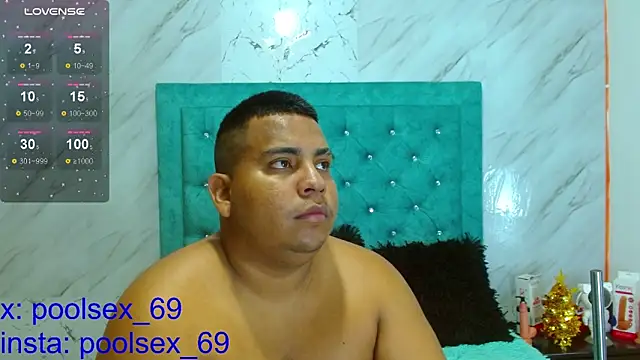 Snapshot of Poolsex_69 chatting on December 2024 01:18:01 PM Poolsex 69 online show from December 2024 01:18:01 PM