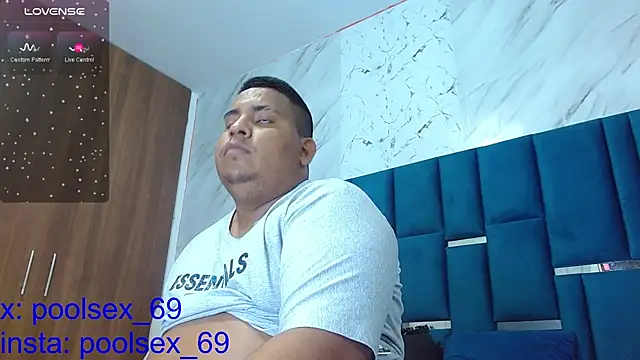 Snapshot of Poolsex_69 chatting on January 2025 01:51:02 PM Poolsex 69 online show from January 2025 01:51:02 PM