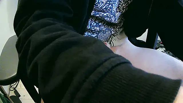 Snapshot of skinnyandthick chatting on February 2025 12:36:01 PM skinnyandthick online show from February 2025 12:36:01 PM