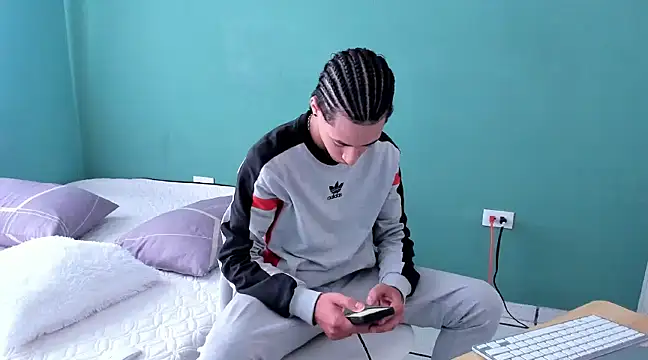 Chandler ken online show from December 2024 03:21:01 PM