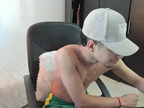 Chandler ken online show from September 2025 12:27:02 PM