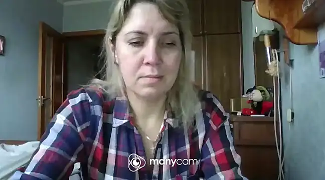 Snapshot of IrinaB1 chatting on February 2025 07:26:01 AM IrinaB1 online show from February 2025 07:26:01 AM