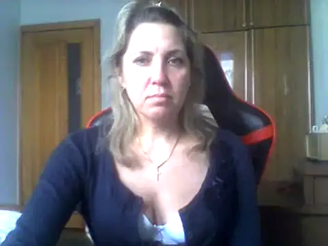 Snapshot of IrinaB1 chatting on February 2025 09:16:01 AM IrinaB1 online show from February 2025 09:16:01 AM