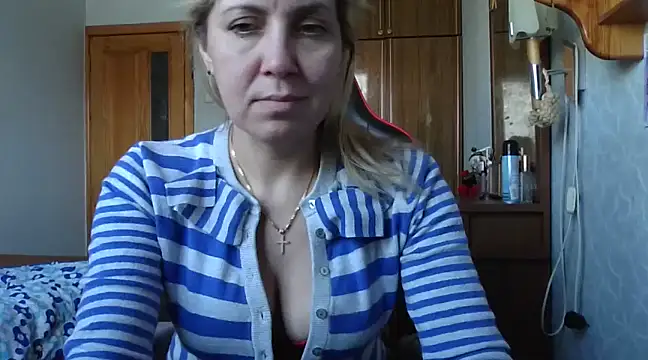 Snapshot of IrinaB1 chatting on February 2025 07:31:02 AM IrinaB1 online show from February 2025 07:31:02 AM