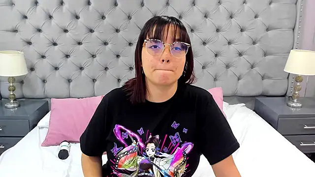 Snapshot of SamantaG chatting on January 2025 04:21:01 PM SamantaG online show from January 2025 04:21:01 PM