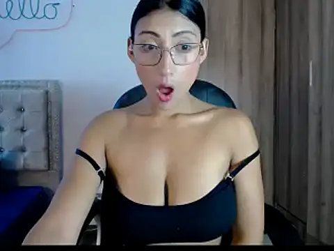 Snapshot of paulett2024 chatting on December 2024 02:33:01 PM paulett2024 online show from December 2024 02:33:01 PM