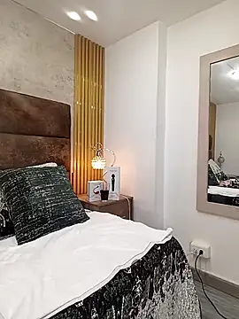 IsisBlake online show from April 2026 12:41:01 AM