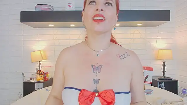 Snapshot of HannaBrave chatting on January 2025 08:09:01 PM HannaBrave online show from January 2025 08:09:01 PM