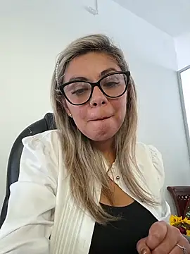 Cata Office-12 online show from November 2025 05:00:01 PM