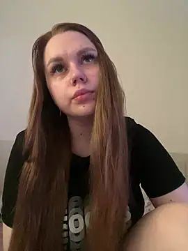 Snapshot of Marylallka5 chatting on July 2026 06:49:01 AM Marylallka5 online show from July 2026 06:49:01 AM