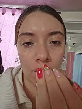 valery mora online show from November 2025 06:32:01 PM