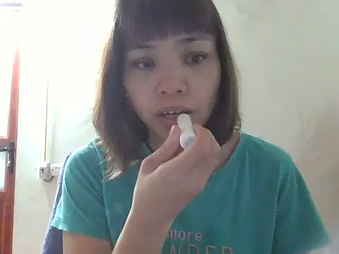 Angela-Eira online show from November 2025 08:42:02 PM