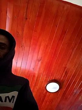 weedmanhot28 online show from September 2025 05:03:01 PM