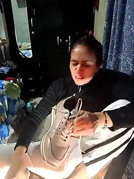 Dakary hot online show from February 2026 08:24:02 PM