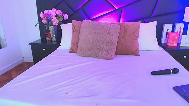 SophieCarther online show from November 2025 12:48:02 PM